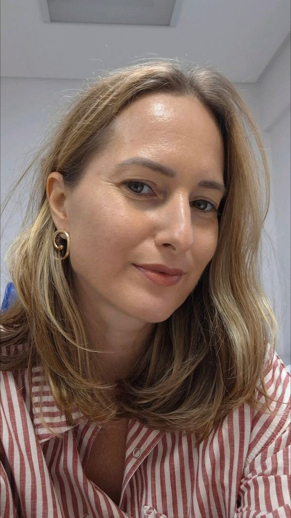 Iris J.